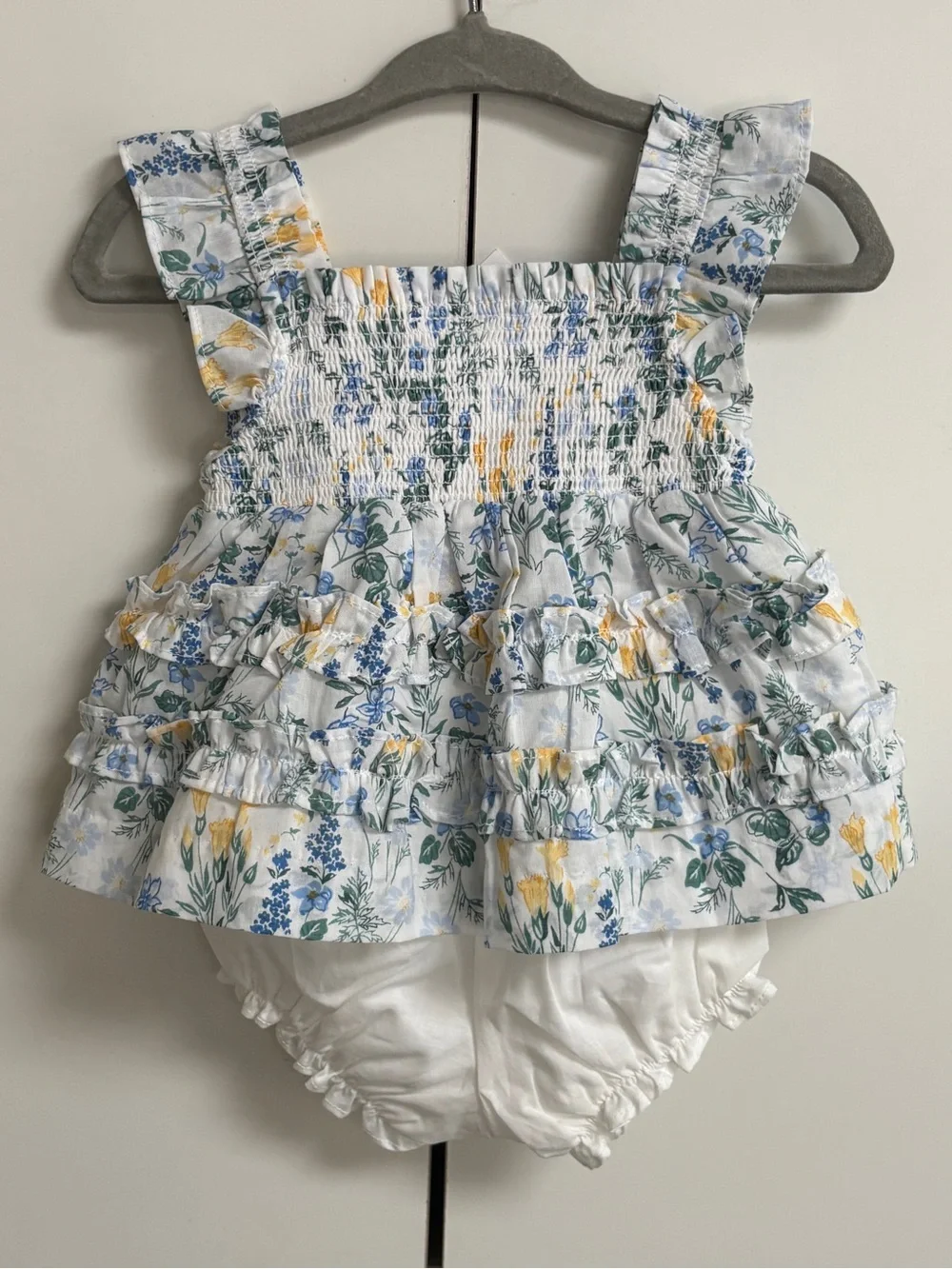 Janie and Jack  NWT  floral 2 piece  0-3 months